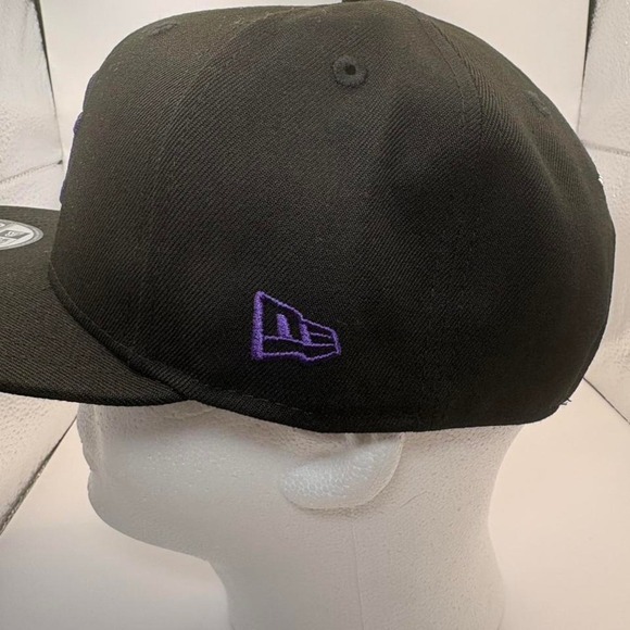 Black and purple New Era cap - Picture 3 of 5